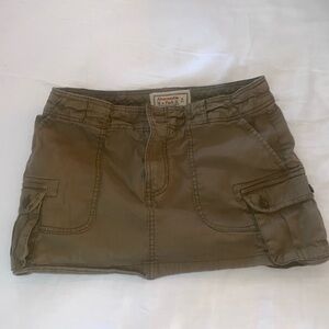 Abercrombie cargo mini skirt